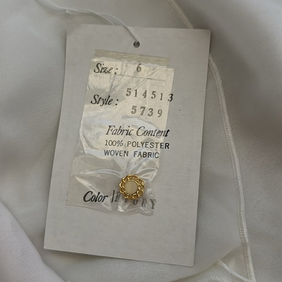 NWT JORDAN PETITE BLOUSE - Picture 4 of 4